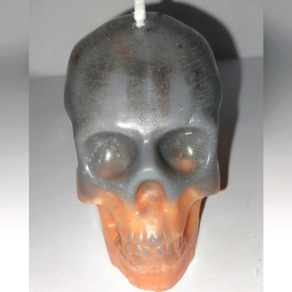 Hand crafted mini skull limited edition from our raging skull candle collection